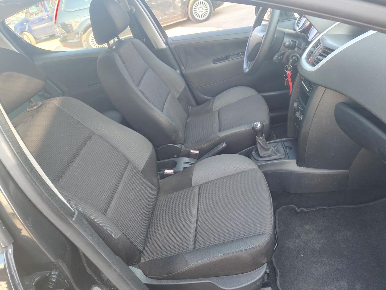 Peugeot 207 1.4 8v 5p. ECOENERGY GPL