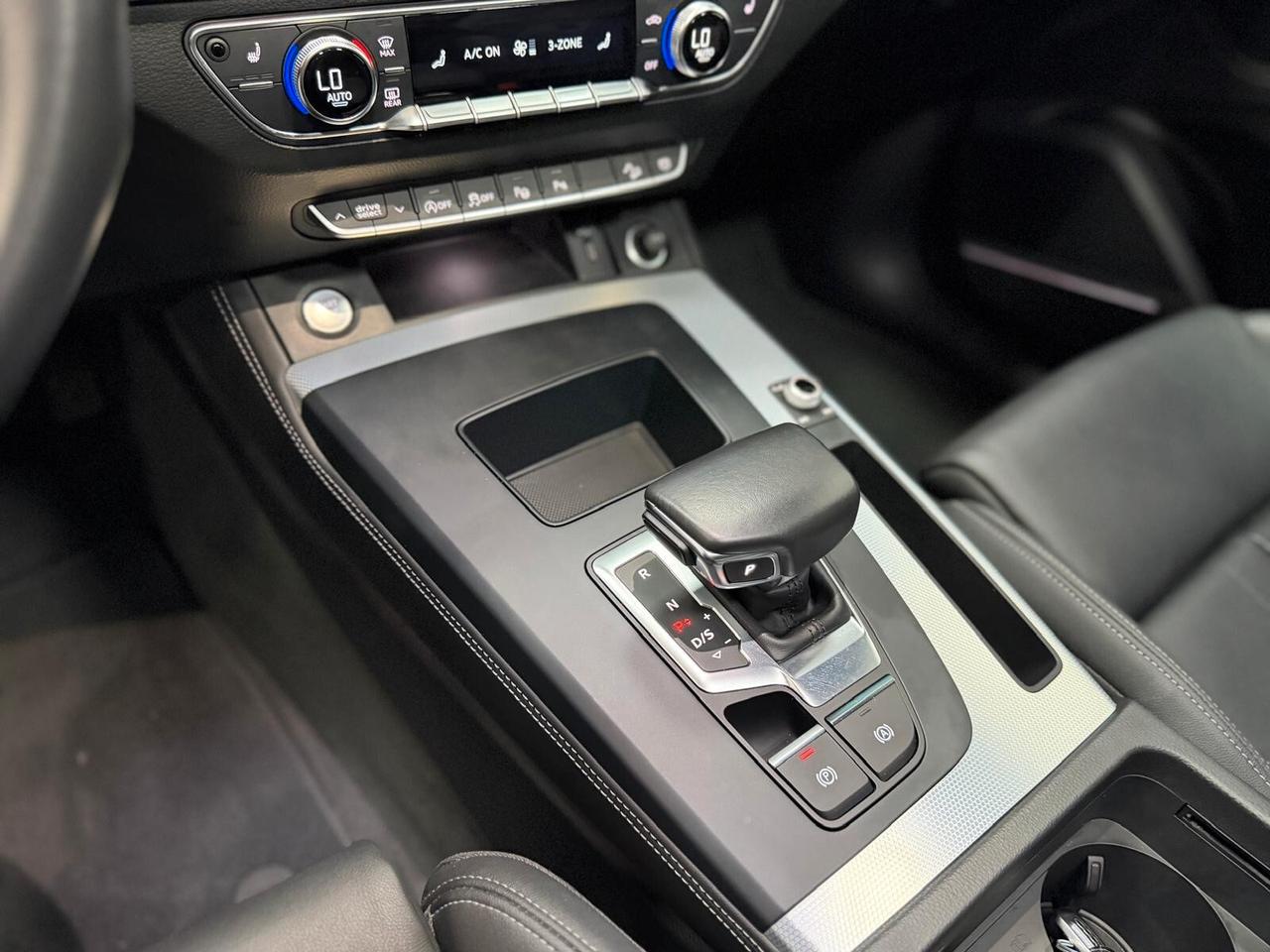 Audi Q5 SPORTBACK 40 TDI quattro S tronic line Edition
