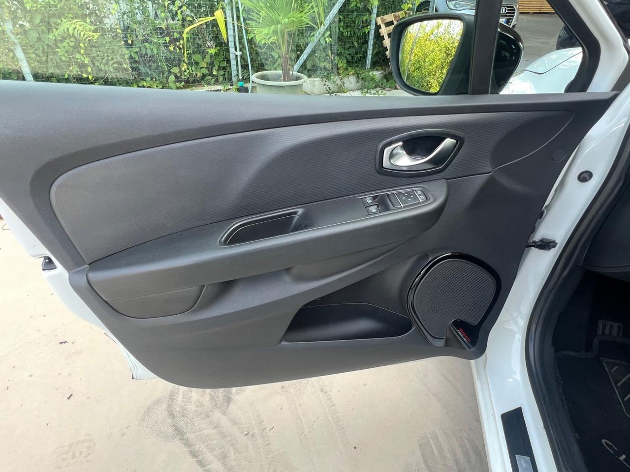 Renault Clio 1.5 dCi 8V 90CV FINANZIABILE NEOPATENTATI