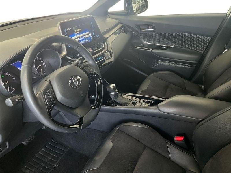 Toyota C-HR C-HR 1.8h Style 2wd e-cvt my19