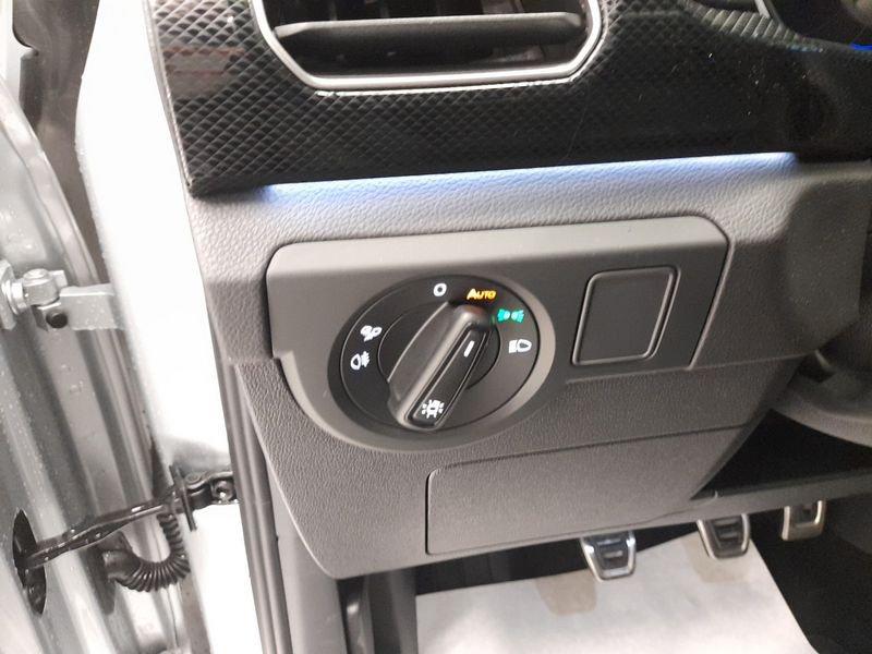 Volkswagen T-Cross 1.0 TSI 85kW R-Line Plus