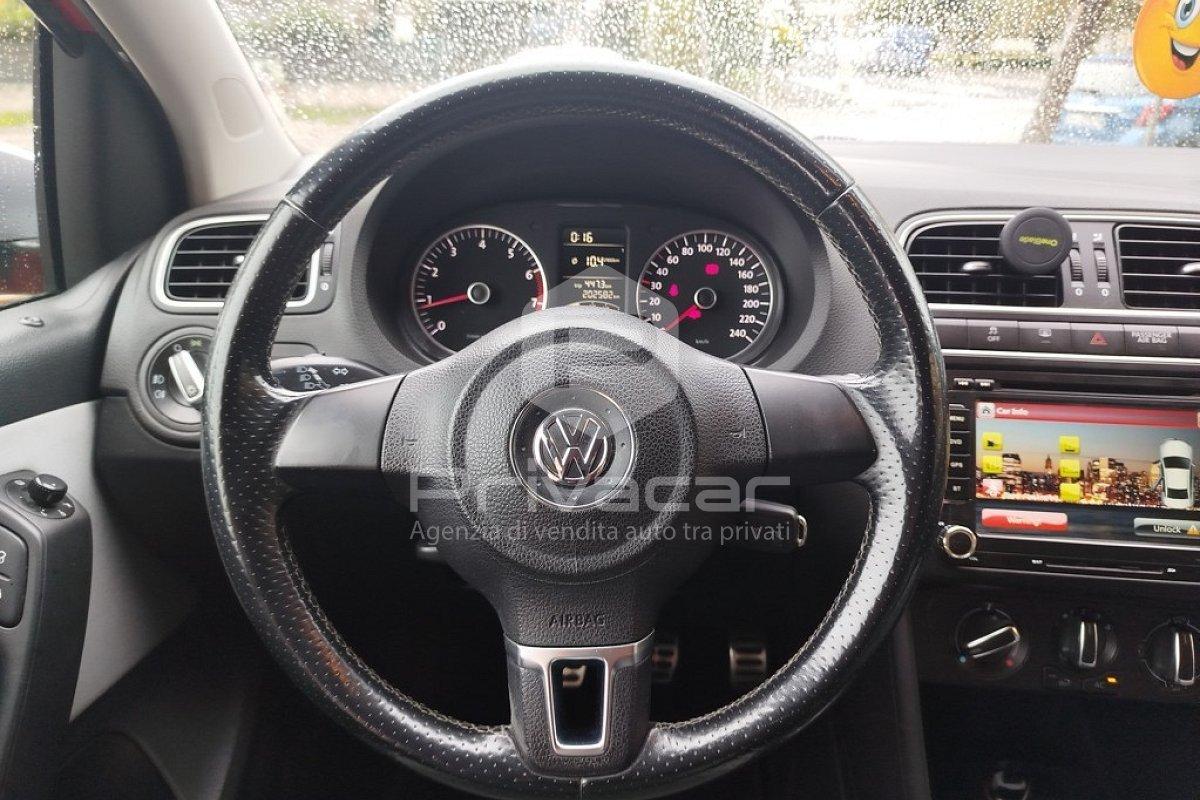 VOLKSWAGEN Polo Cross 1.4