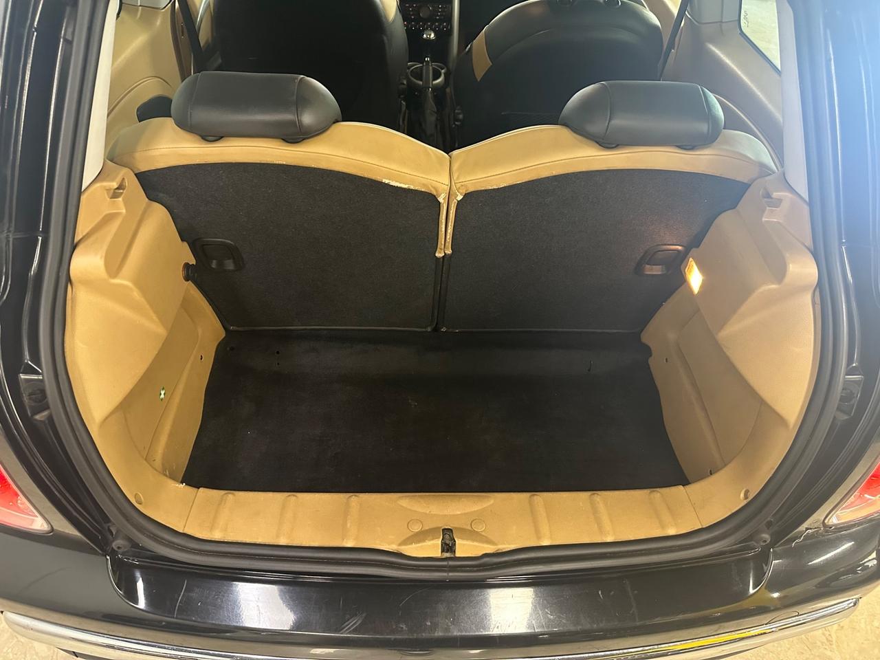 Mini 1.4 tdi One D de luxe
