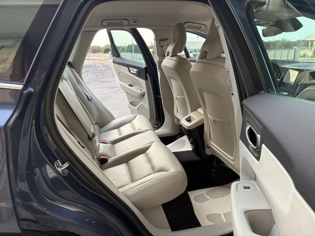 VOLVO XC60 B4 (d) automatico Plus Bright N1 (AUTOCARRO 5 P)