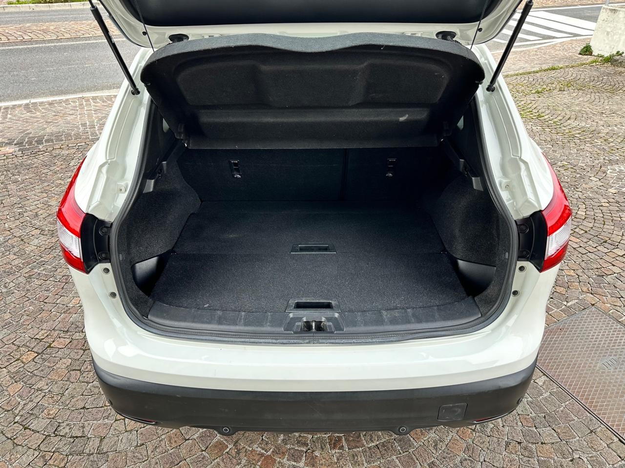 Nissan Qashqai 1.5dCi 110Cv N-Connecta -Uniproprietario