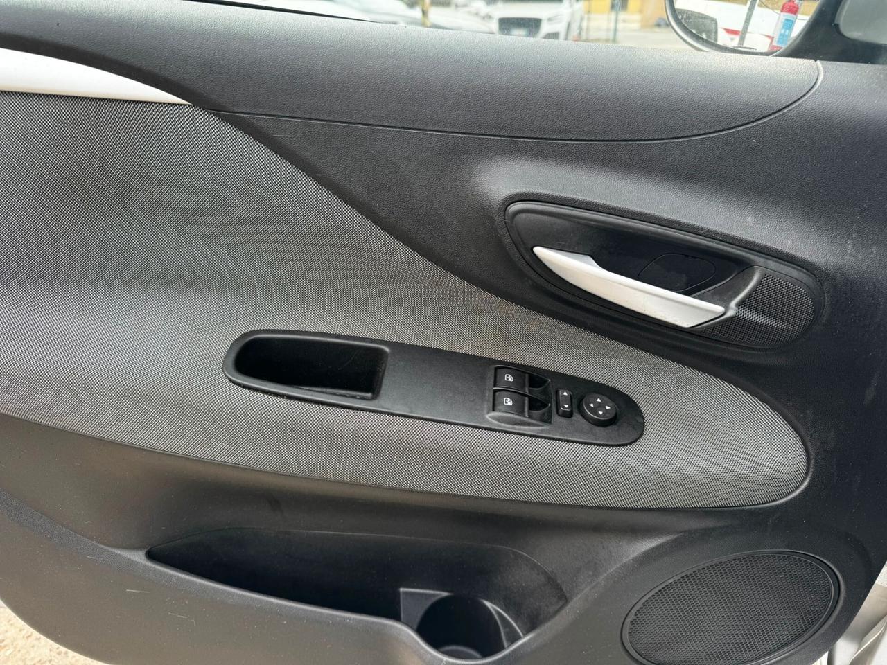 Fiat Punto Evo 1.4 5 porte Dynamic TETTO APRIBILE