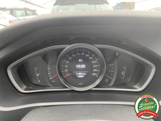 VOLVO V40 D2 1.6 Kinetic