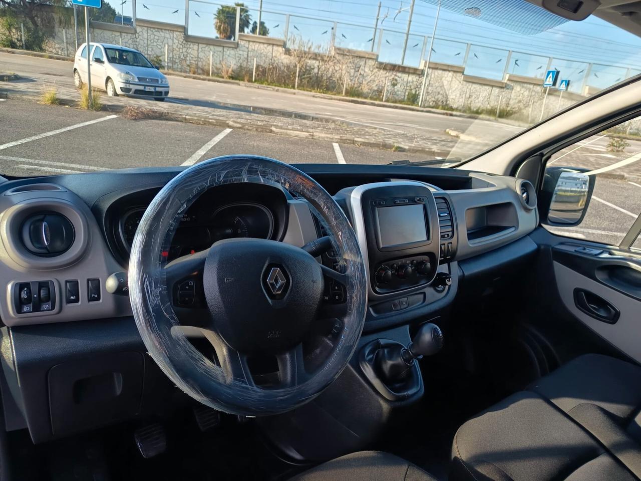Renault traffic TETTO ALTO