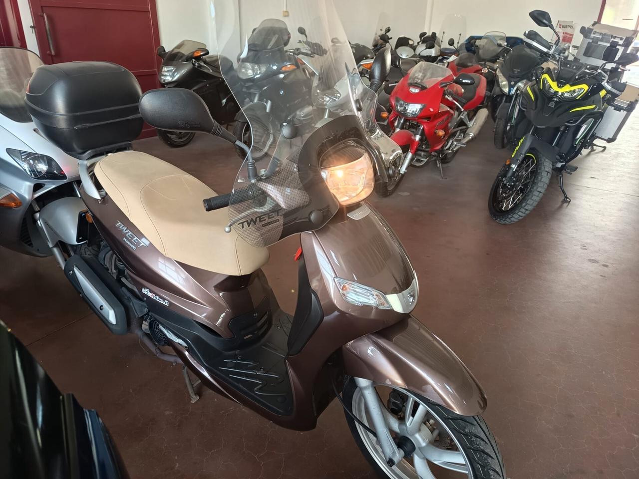 Peugeot Tweet 125