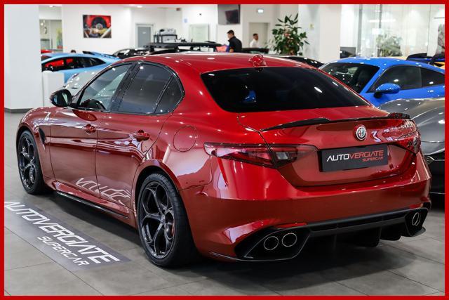 ALFA ROMEO Giulia 2.9 T V6 Quadrifoglio - MANUALE - FULL CARBON