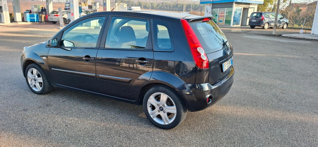 Ford Fiesta 1.4 TDCi 5p.