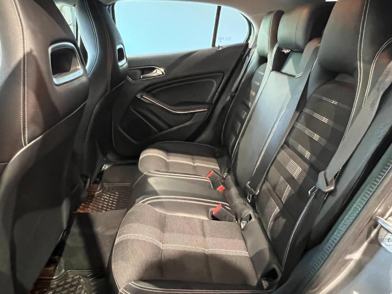 Mercedes-benz GLA 200 d Automatic Sport