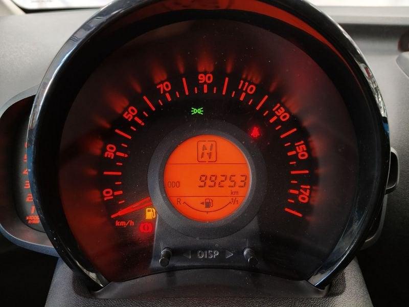 Toyota Aygo Aygo 1.0 VVT-i 69 CV 5 porte x-play MMT