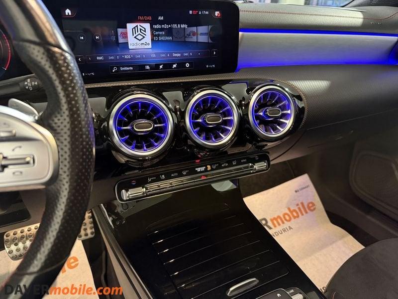 Mercedes-Benz CLA CLA Shooting Brake 200 d Premium auto