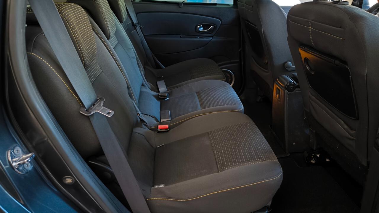 Renault Scenic Scénic X-Mod 1.5 dCi 110CV Luxe