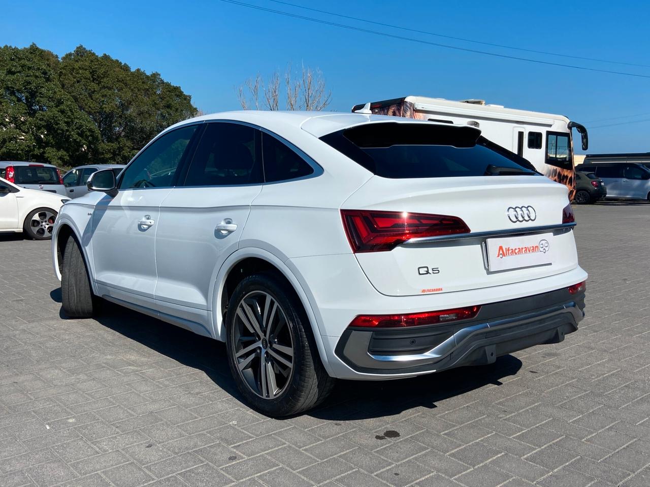 Audi Q5 Sportback 35 2.0 tdi mhev 12V S line s-tronic