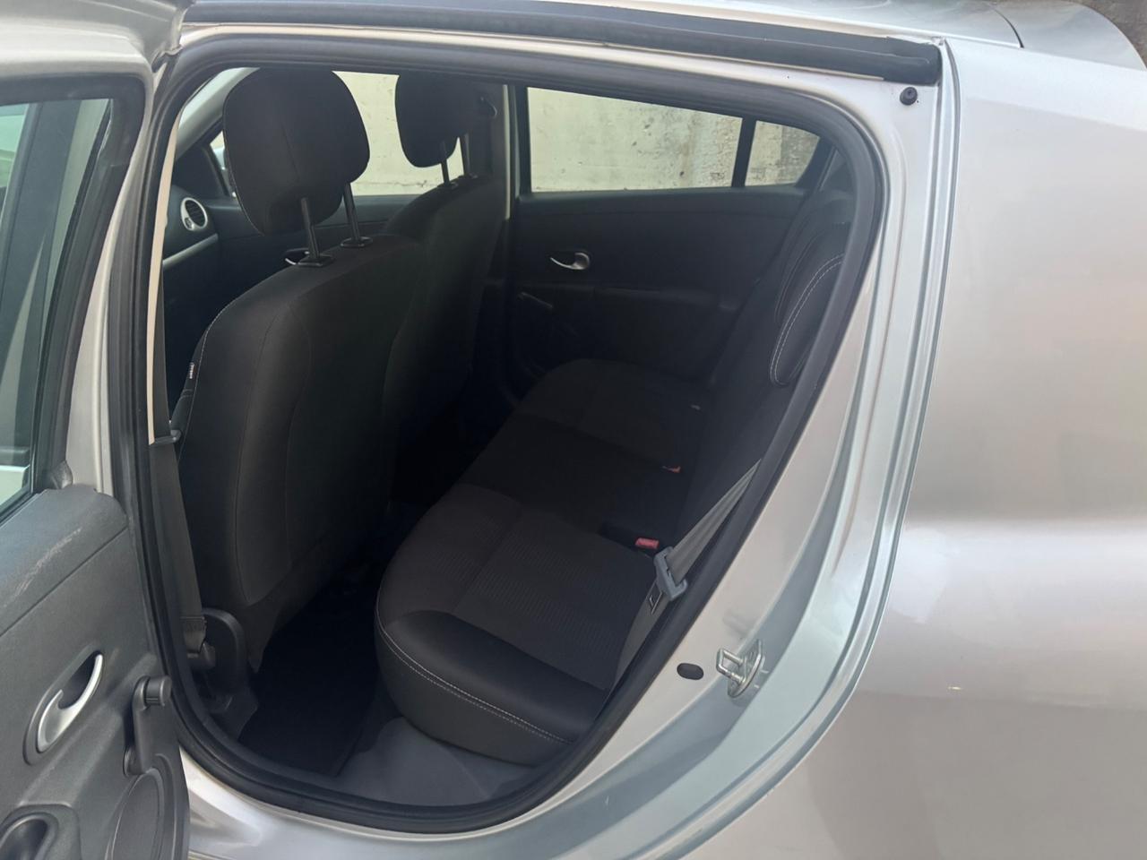 Renault Clio 1.2 16V 5 porte Live!