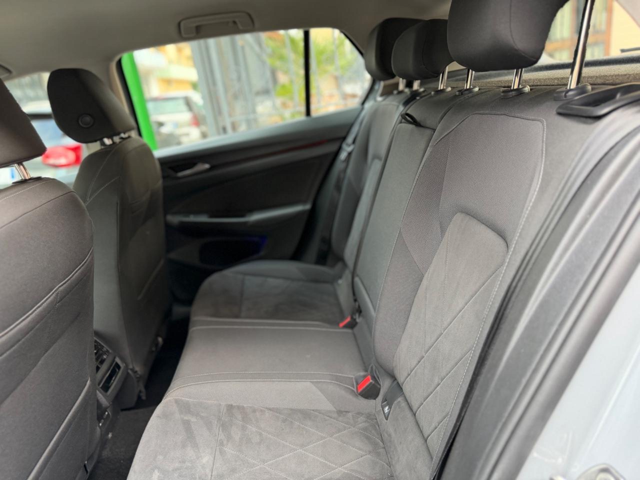 Volkswagen Golf 2.0 TDI DSG SCR Style