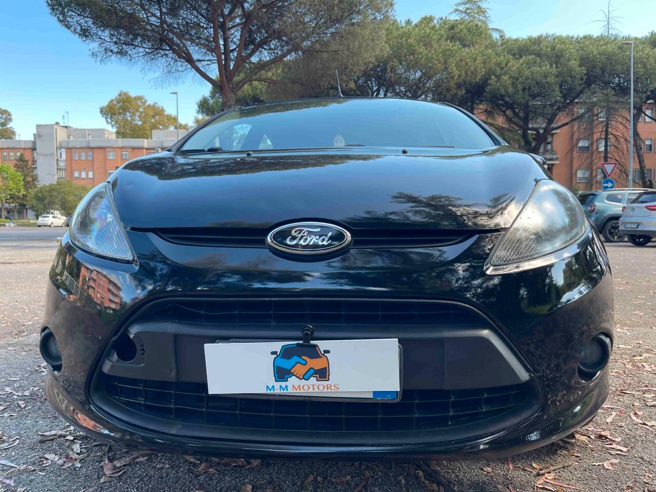 Ford Fiesta 1.2 82 CV 5 porte Titanium NEOPATENTATI