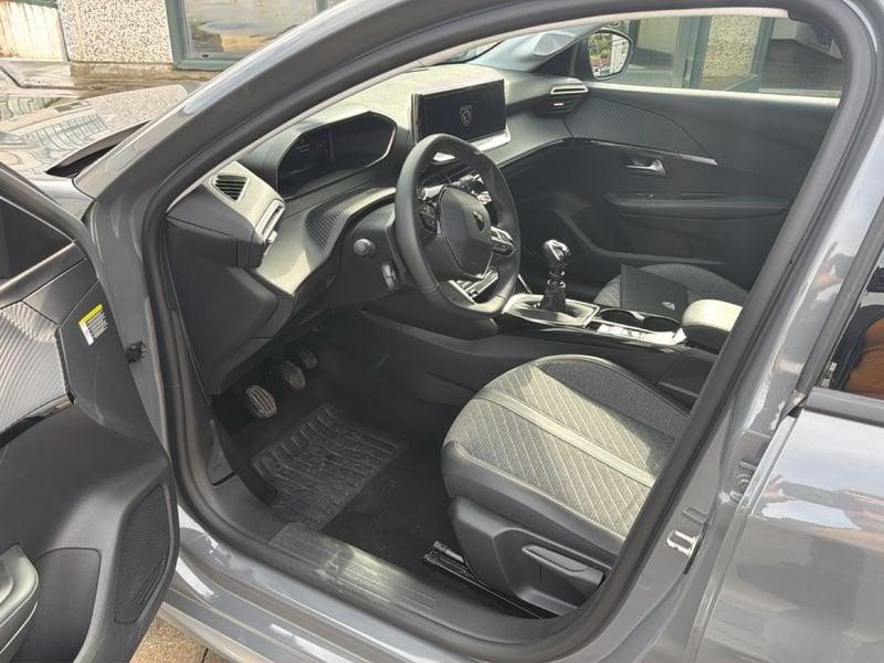 Peugeot 208 Allure PureTech 100 S/S