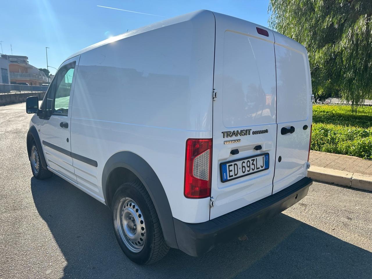 Ford TRANSIT CONNECT 1.8 DIESEL 2010 - CLIMA