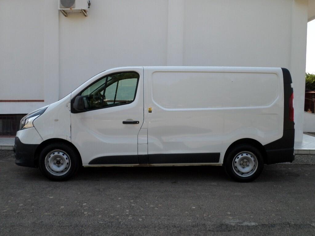 RENAULT TRAFIC 1.6DCI