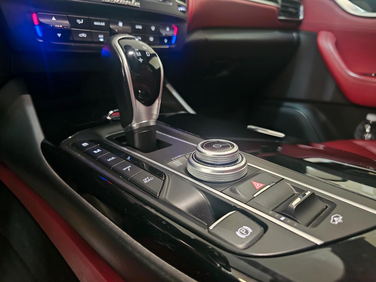 Maserati Levante V6 Diesel 275 CV AWD Gransport