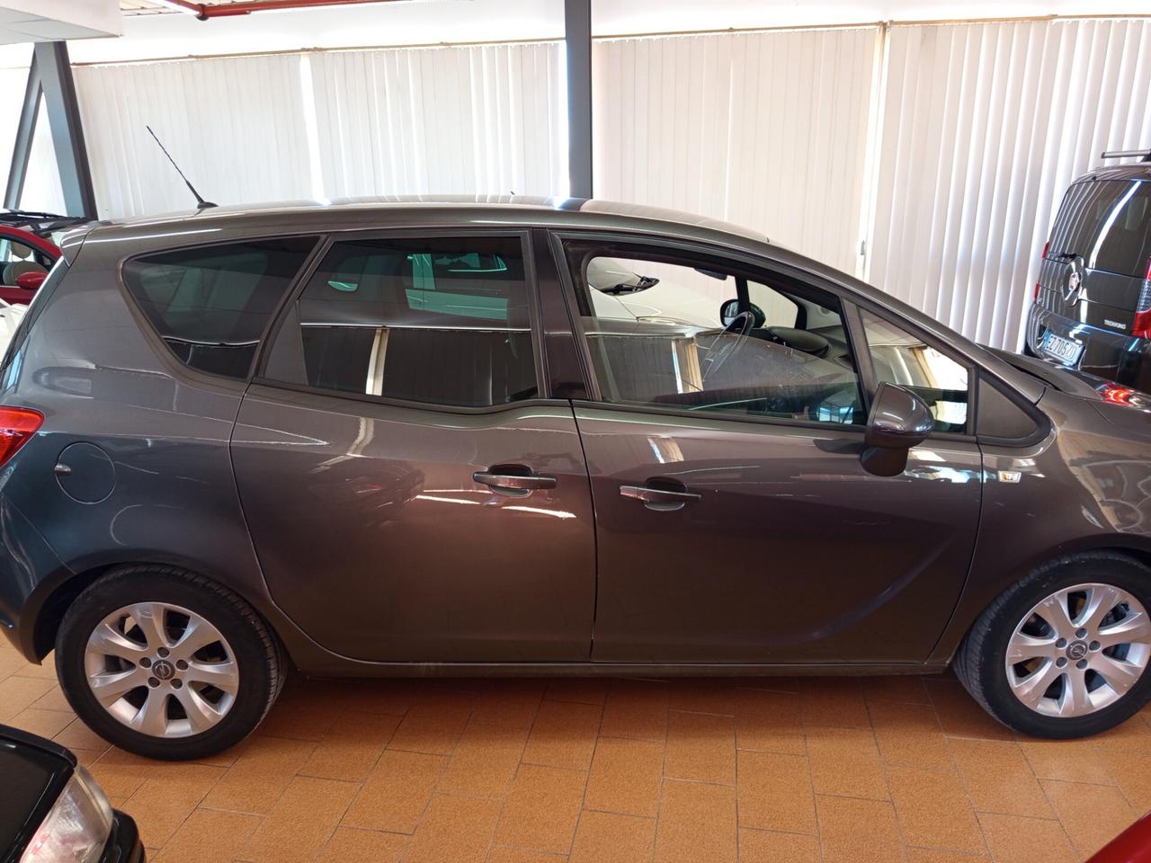 Opel Meriva 1.3 CDTI Cosmo, 159 Mila chilometri ok neopatentati