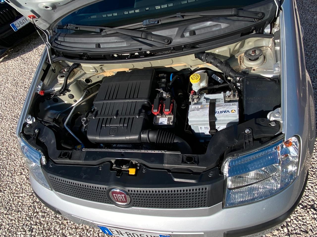 Fiat Panda 1.2 Lounge NEOPATENTATI E UNICO PROPRIETARIO