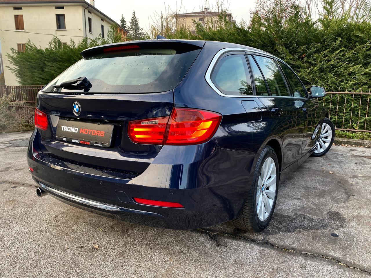 Bmw 320 320d xDrive Touring Luxury