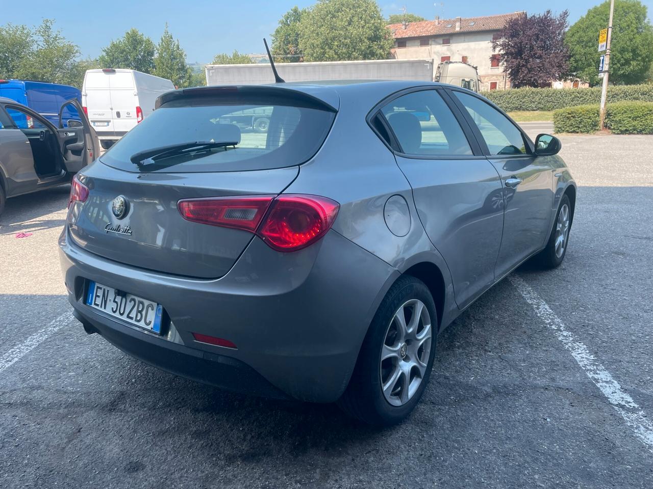 Alfa Romeo Giulietta 1.4 Turbo 120 CV Distinctive DISTRIBUZIONE NUOVA