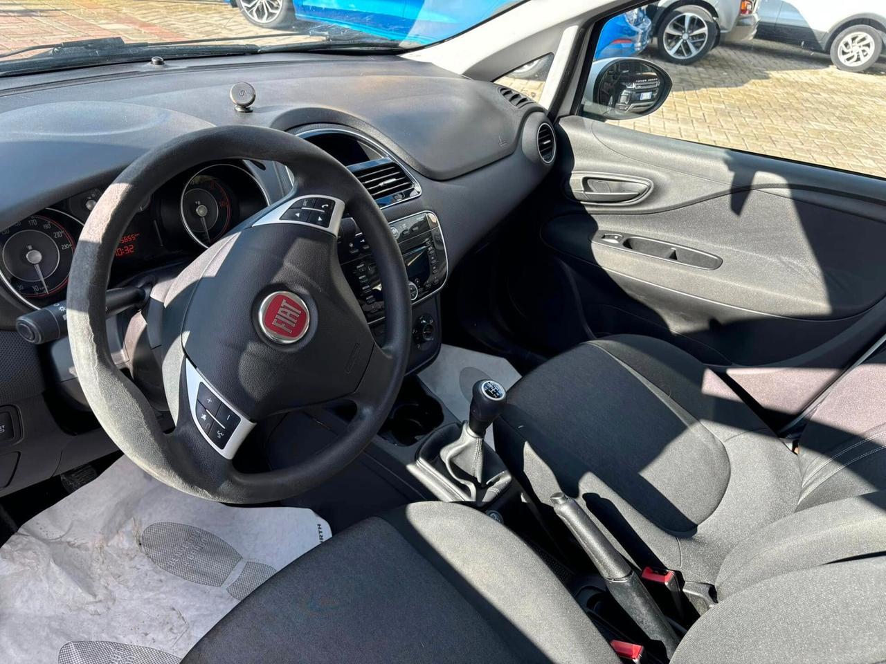 FIAT PUNTO 1.3 - 2014