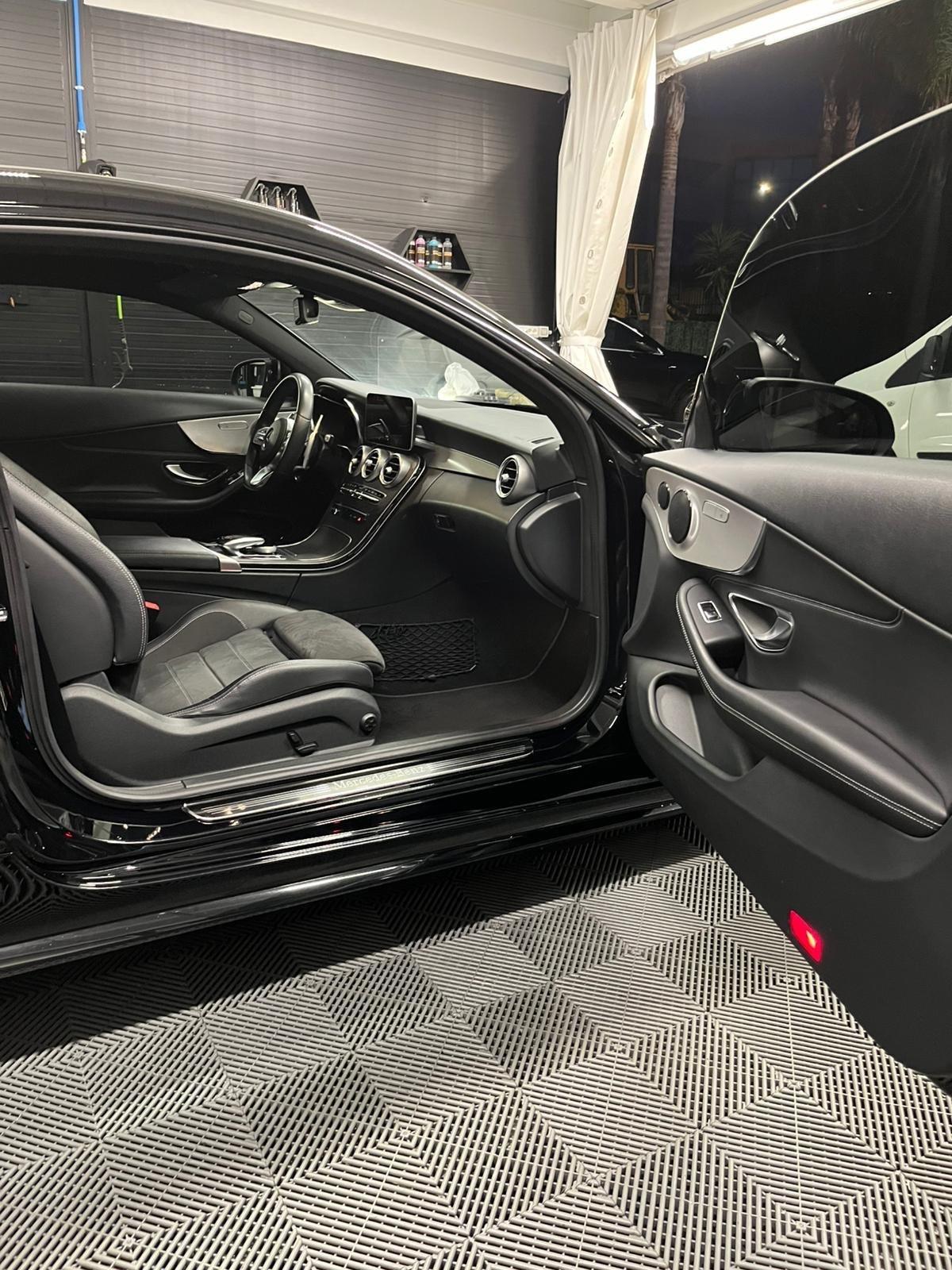 Mercedes-benz C 220 d Auto 4Matic Coupé Premium Plus