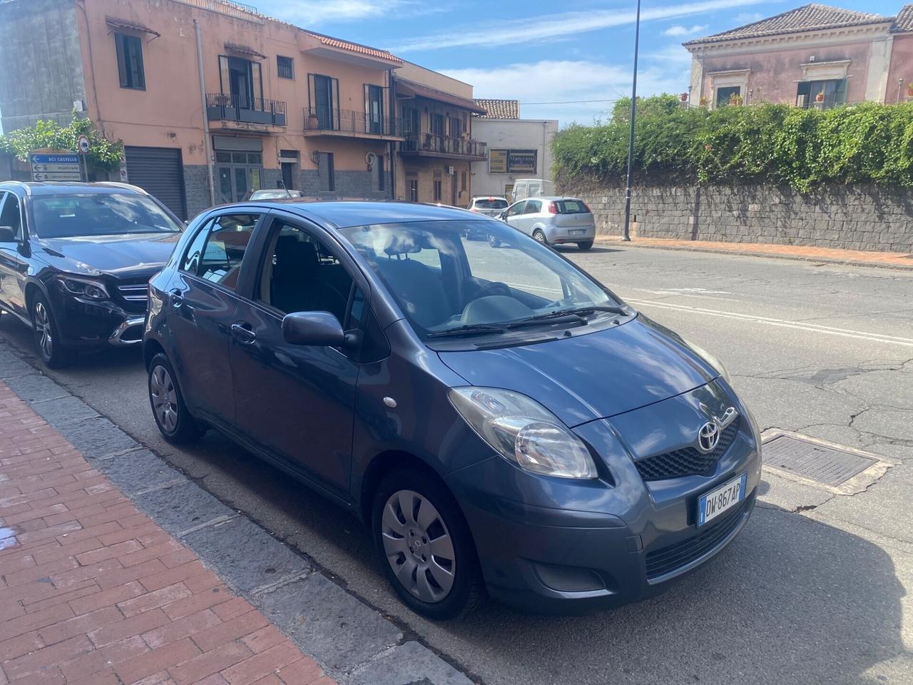 Toyota Yaris 1.4 D-4D 5 porte Sol