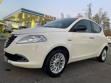 Lancia Ypsilon 1.2 69 CV 5 porte*Neopatentati*Solo 30000km*