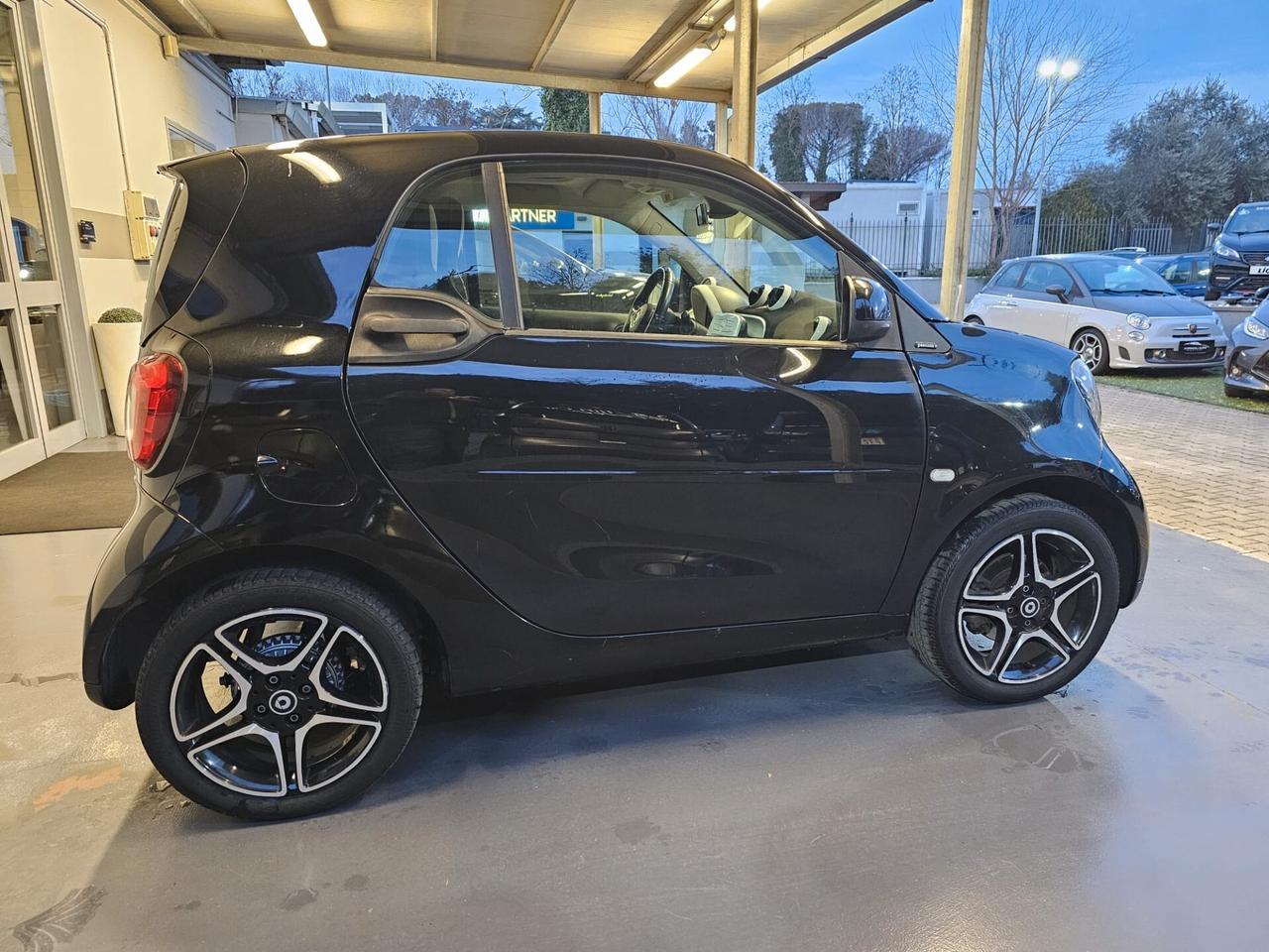 Smart ForTwo 1000 52 kW MHD coupé passion