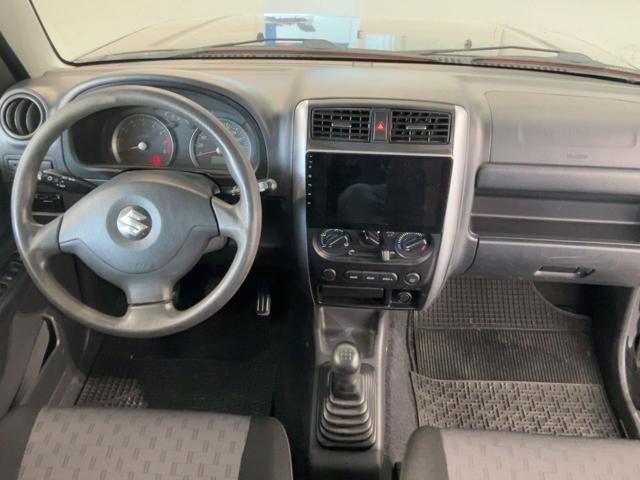 SUZUKI Jimny 1.3i 16V cat 4WD JLX