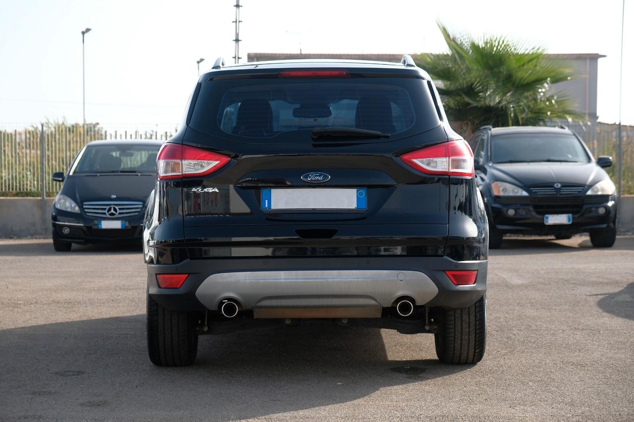 Ford Kuga 2.0 TDCI 150 CV S&S 4WD Titanium