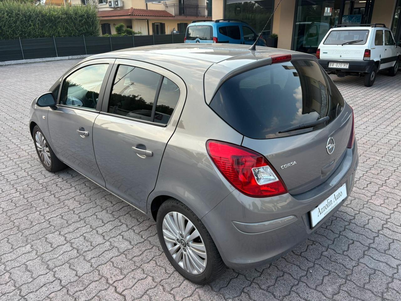 OPEL CORSA 1.2 BENZINA UNICA MANO SI A NEOPAT