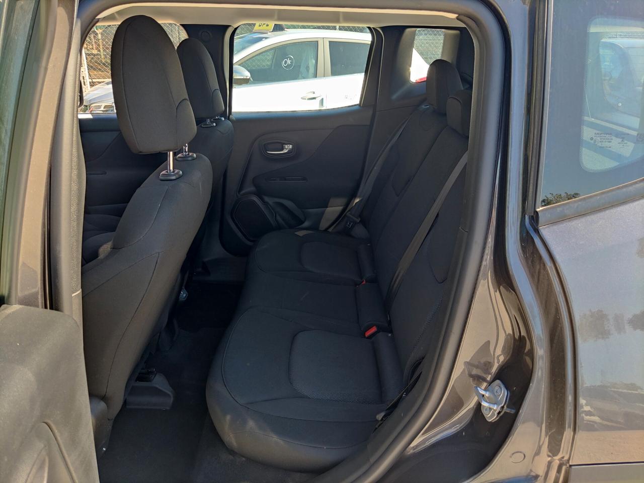 Jeep Renegade 1.6 Mjt DDCT 120 CV Business
