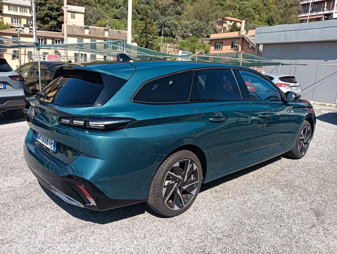 Peugeot 308 BlueHDi 130 S&S EAT8 SW GT