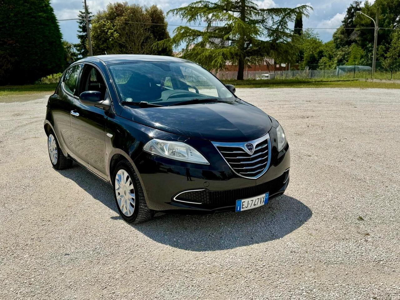 Lancia Ypsilon 1.3 Diesel MJT EURO5B neopatentati uniproprieta