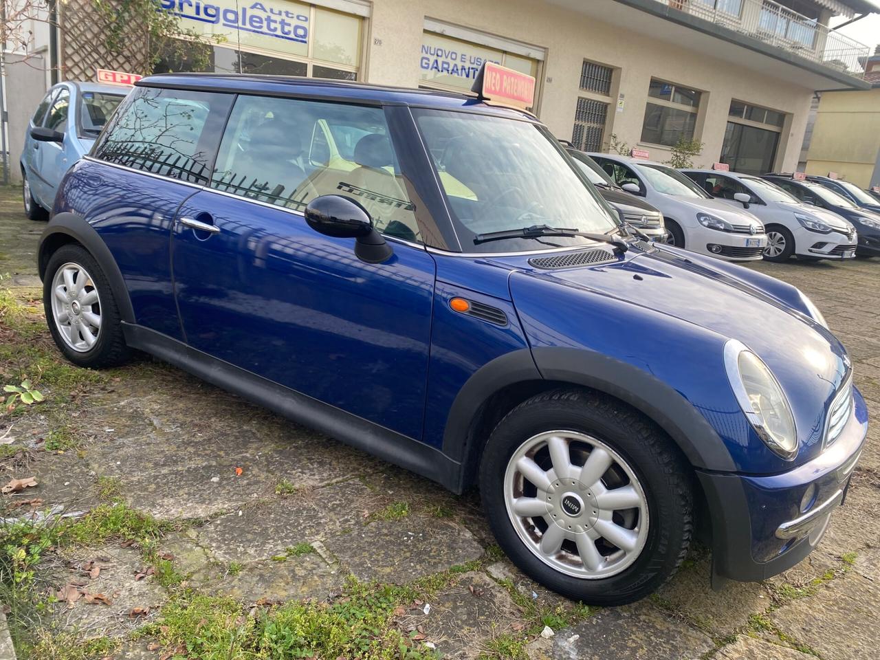 Mini 1.4 tdi One D de luxe tetto clima aut.
