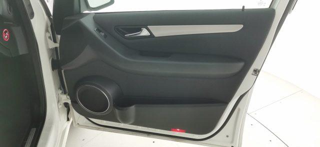 MERCEDES-BENZ A 160 BlueEFFICIENCY Avantgarde