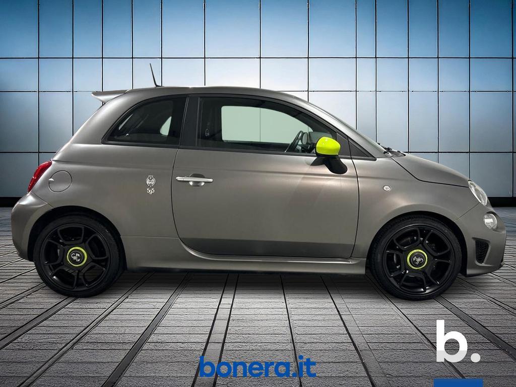 Abarth 595 1.4 T-Jet Pista