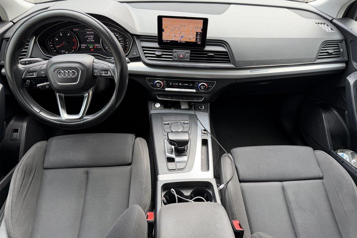 AUDI Q5 40 TDI quattro S tronic Business