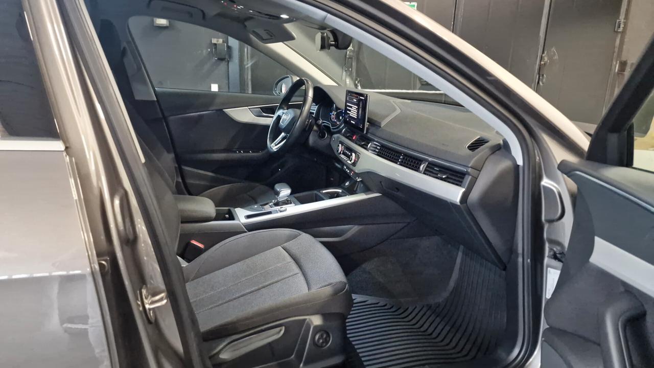 Audi A4 Avant 35 TDI/163 CV S tronic line edition