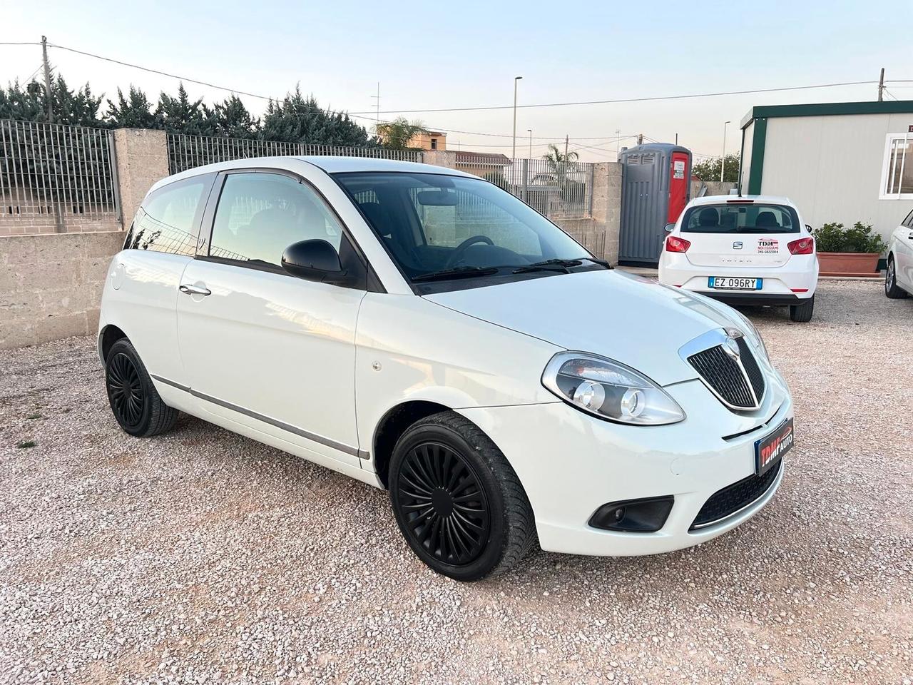 Lancia Ypsilon 1.2 69 CV