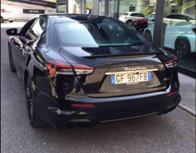 MASERATI Ghibli L4 330 CV MHEV Gransport