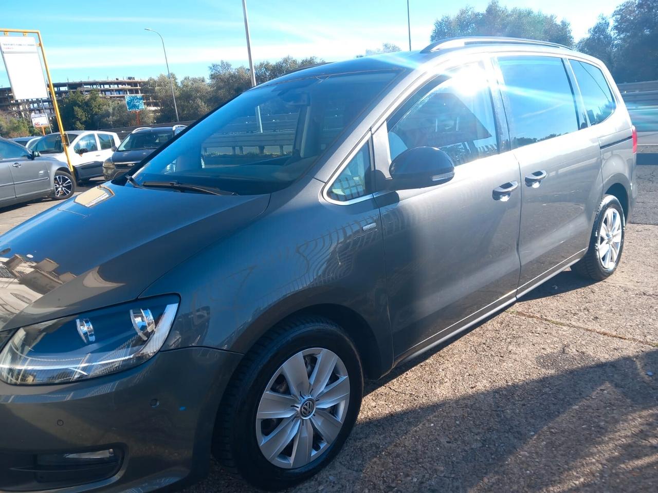 Volkswagen Sharan 2.0 TDI DSG Highline BlueMotion Technology